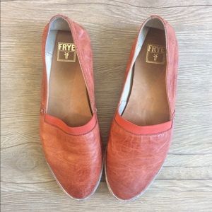 Frye Women’s Melanie Slip-On Fashion Sneaker